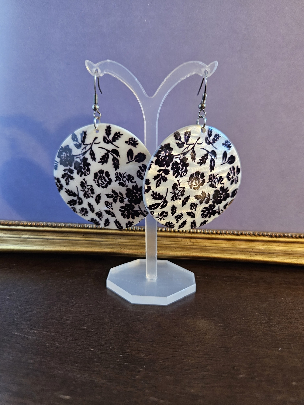 Black Floral Round Mother Of Pearl Dangle Earrings